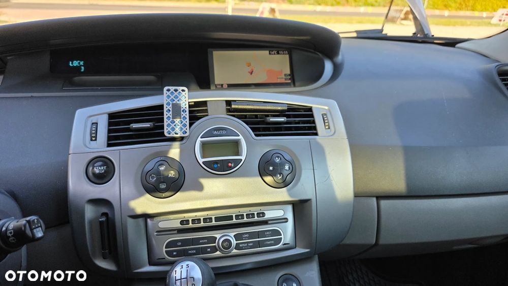 Renault Scenic - 16