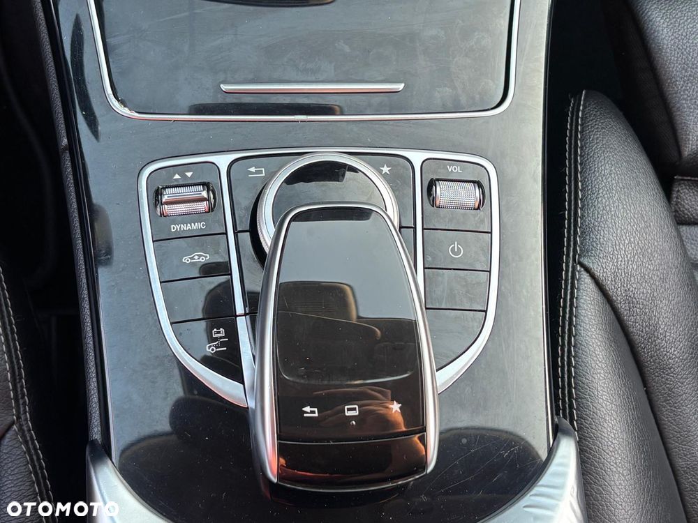 Mercedes-Benz Klasa C - 33