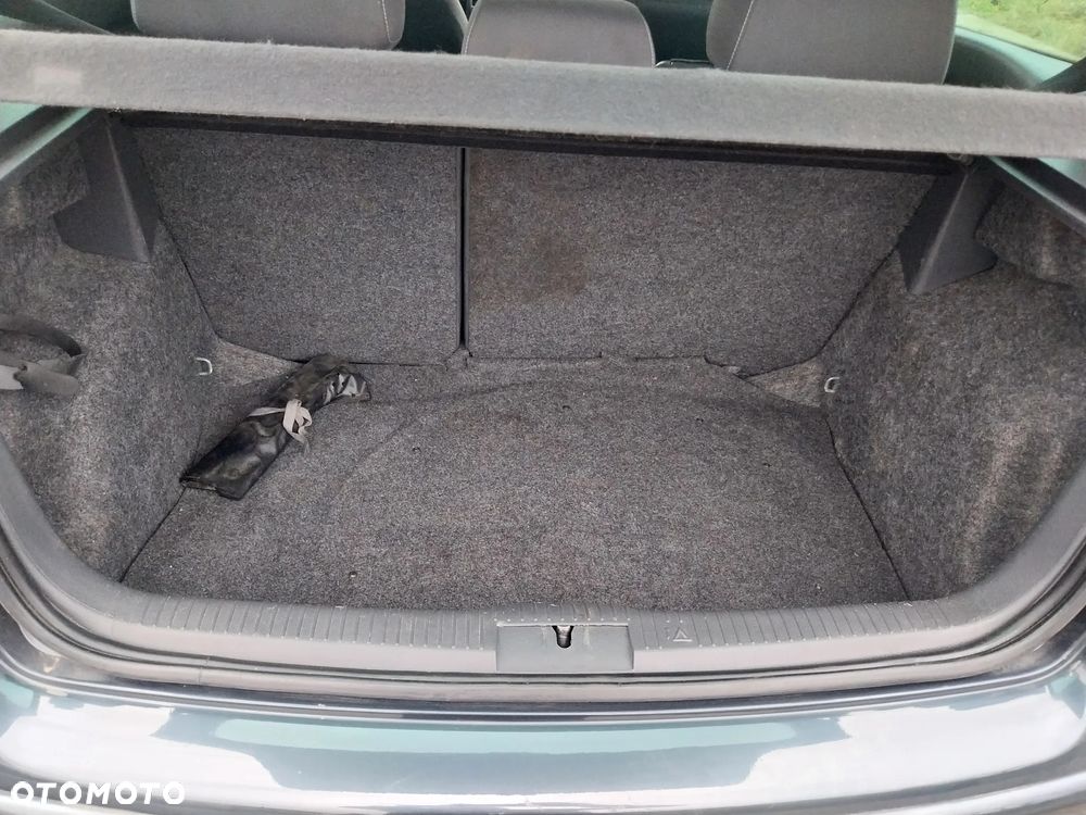 Volkswagen Polo 1.6 United - 10