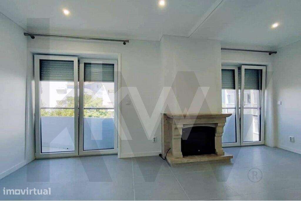 T3 com Garagem Box e Varanda | Remodelado | Bairro do Liceu, Aveiro - Grande imagem: 2/31