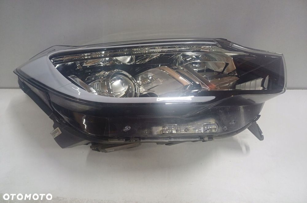 lampa prawy przód SSANGYONG REXTON XENON LED 17-20r EUROPA - 6