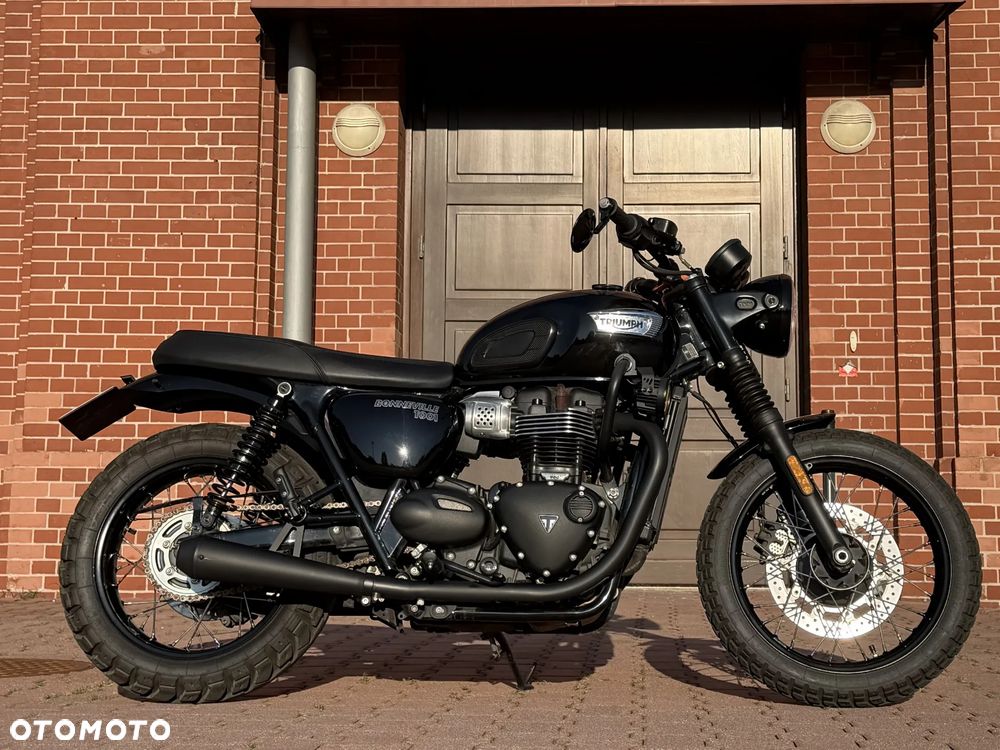 Triumph Bonneville - 3