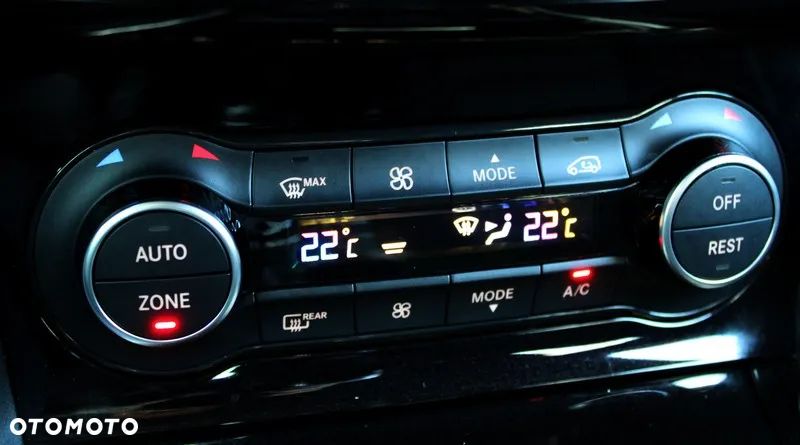 Infiniti Q30 1.5d Business Executive - 22