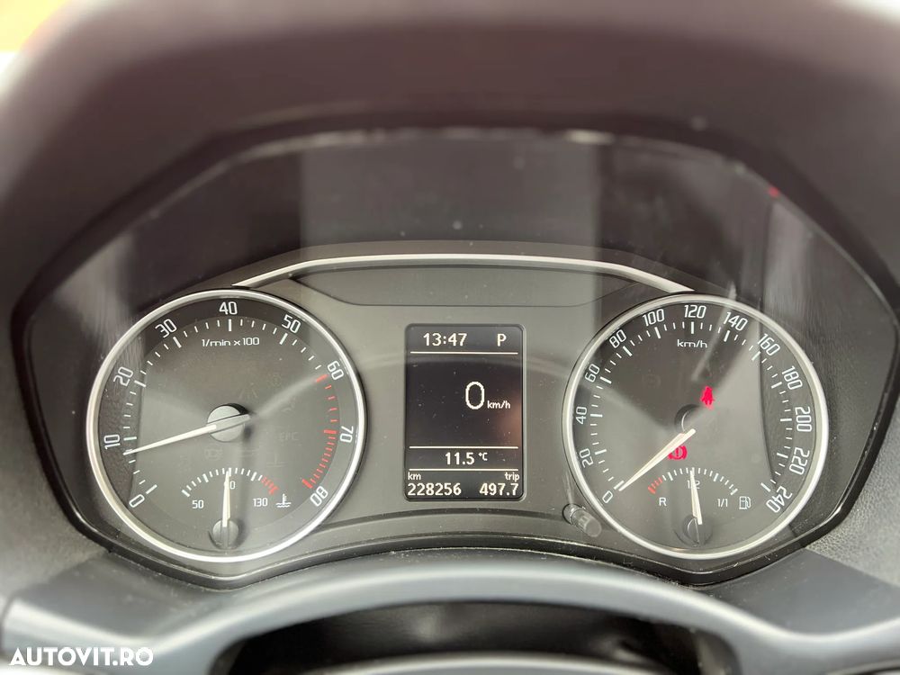 Skoda Octavia 1.8 TSI Business DSG - 13