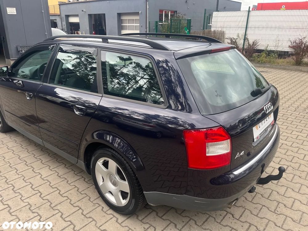 Audi A4 Avant - 10