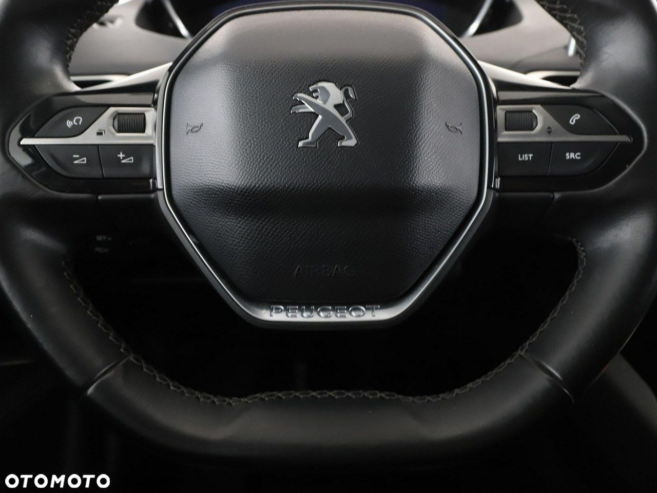 Peugeot 3008 1.2 PureTech Allure - 21