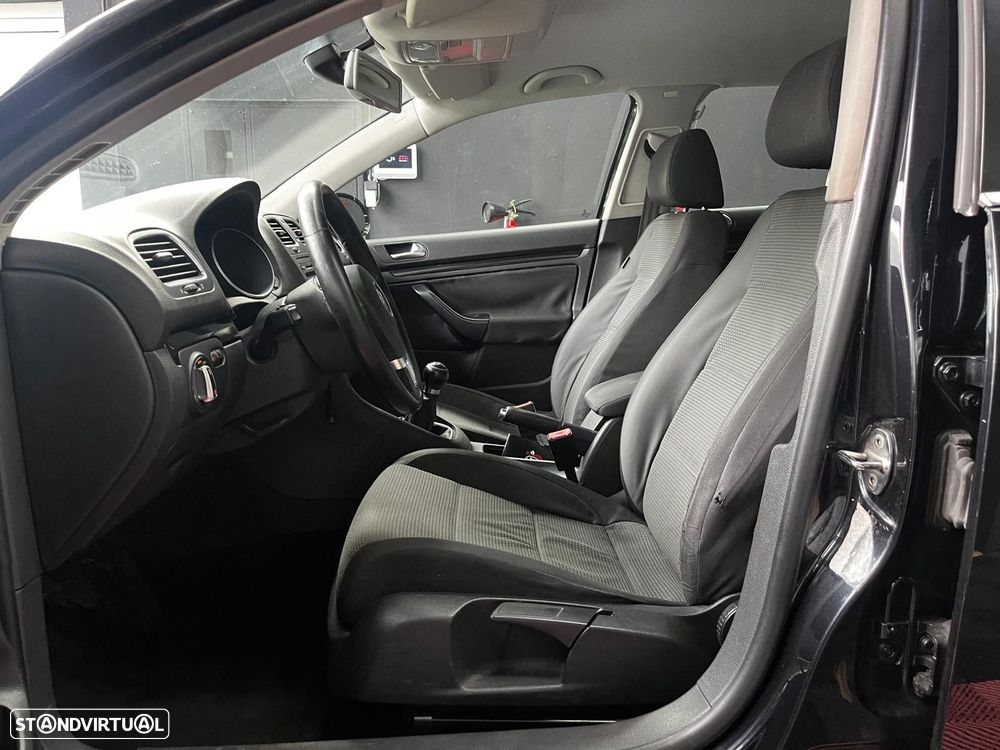 VW Golf Variant 1.6 TDi Trendline - 19