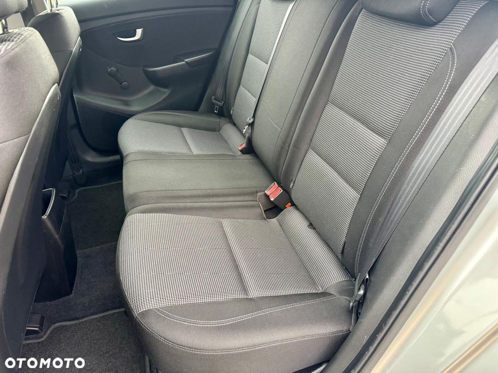 Hyundai i30 1.4 Style - 14