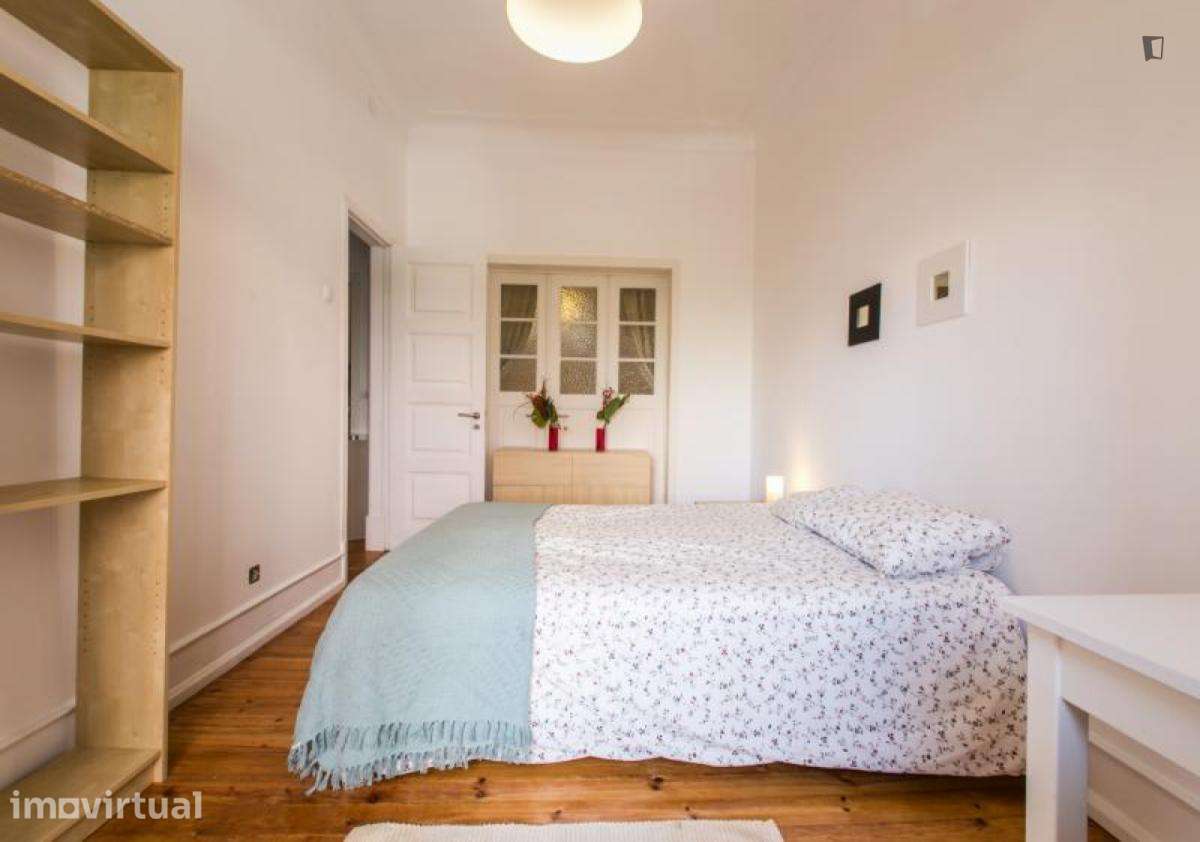 Quarto - localizado em Sete Rios Lisbon - Grande imagem: 2/10