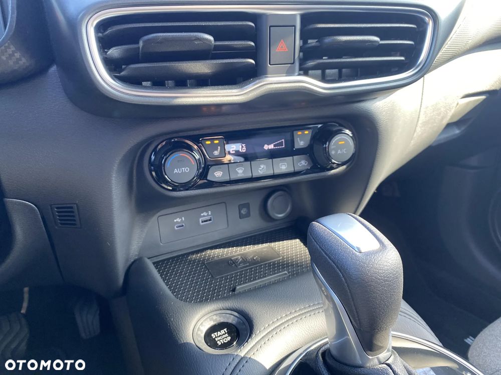 Nissan Juke 1.0 DIG-T N-Connecta DCT - 18