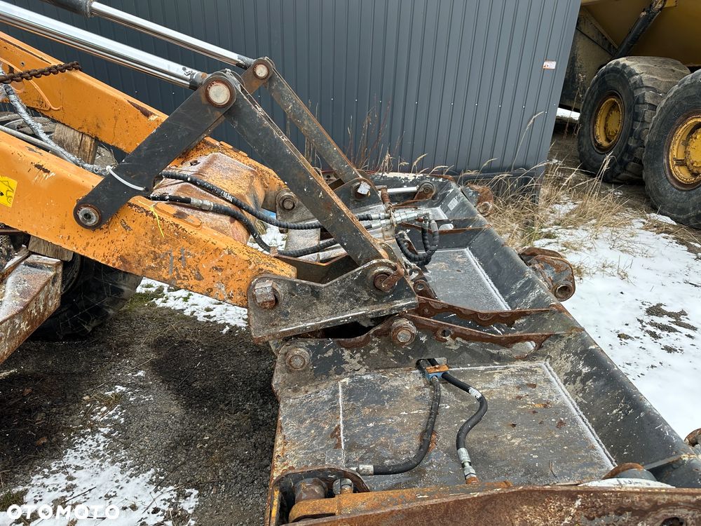 Case 695ST 580 Cat JCB - 13