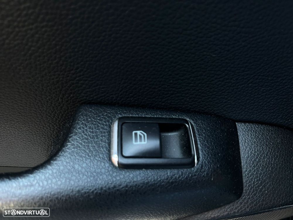 Mercedes-Benz C 200 - 28