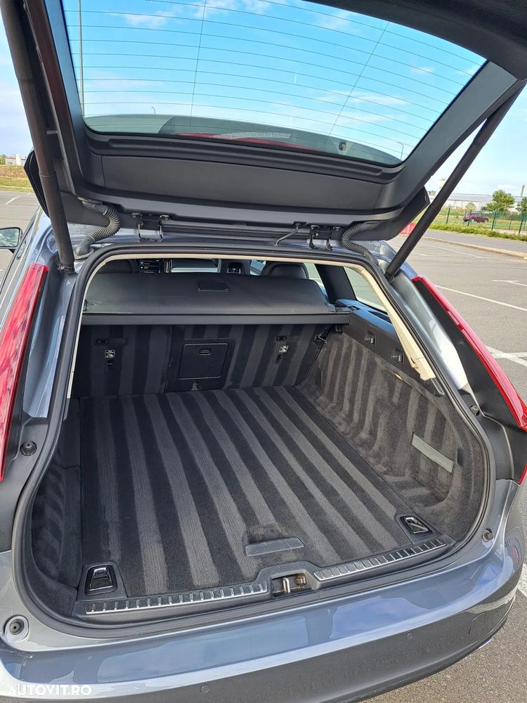 Volvo V90 D3 Momentum - 16