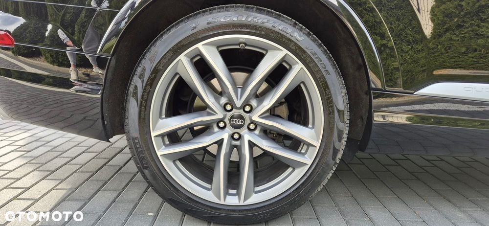 Audi Q7 - 16