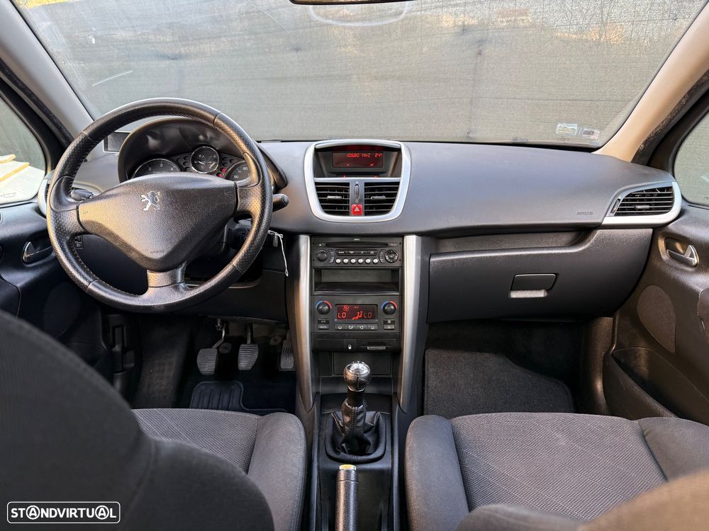 Peugeot 207 1.4 HDi Premium - 8