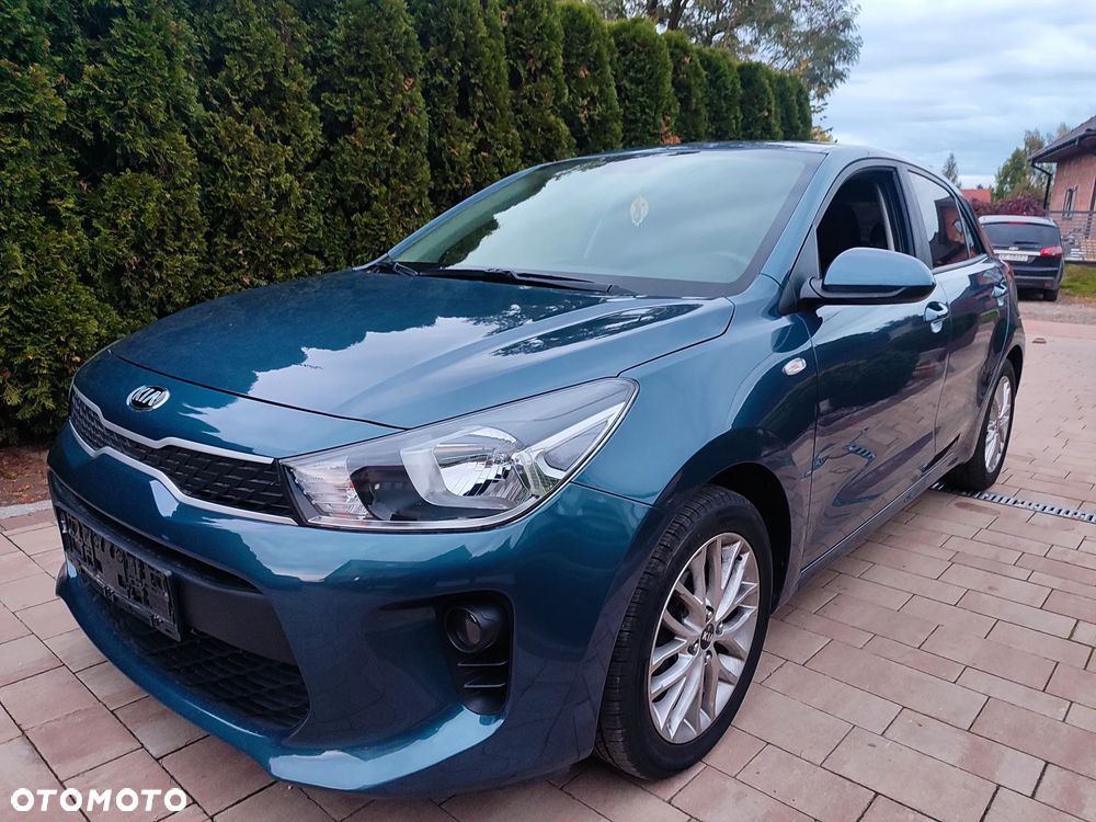 Kia Rio - 21