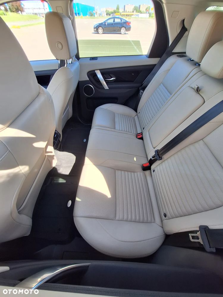 Land Rover Discovery Sport 2.0 D200 mHEV S - 11