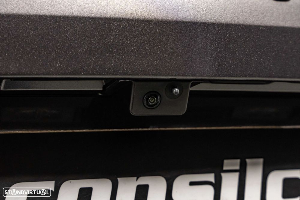 Citroën C5 X 1.6 Hybrid Plus e-EAT8 - 18