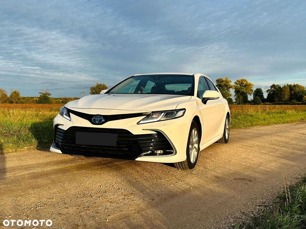 Toyota Camry 2.5 Hybrid Comfort CVT - 1
