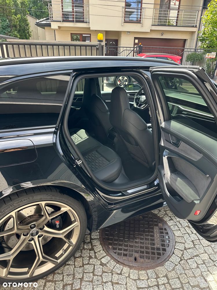 Audi RS6 Avant - 8