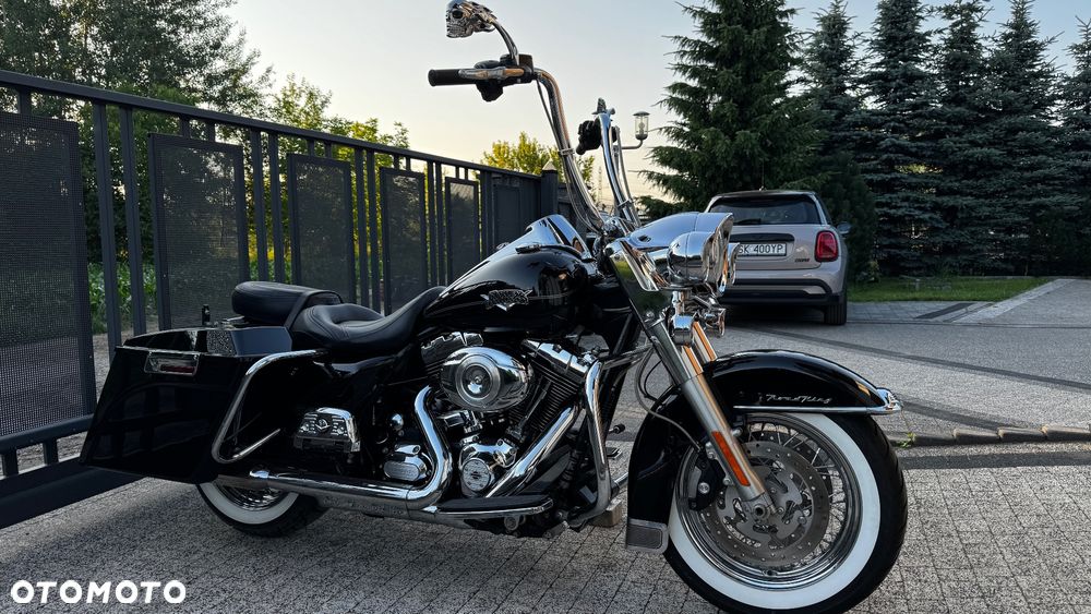 Harley-Davidson Touring Road King - 2