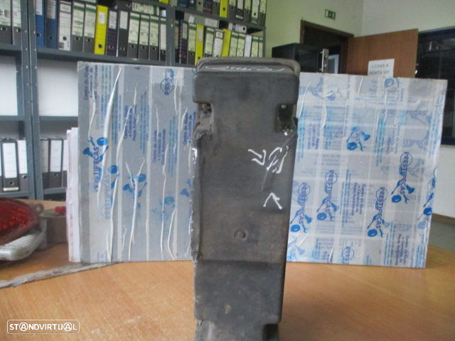 Farol Tras Stop2450 TOYOTA HILUX V 1991 2.4D 83CV 4P Beige ESQ - 4