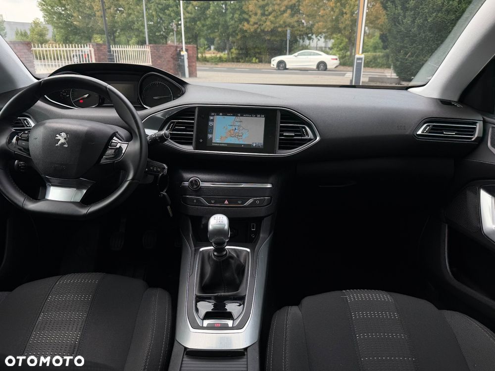 Peugeot 308 BlueHDi FAP 120 Stop&Start Style - 24
