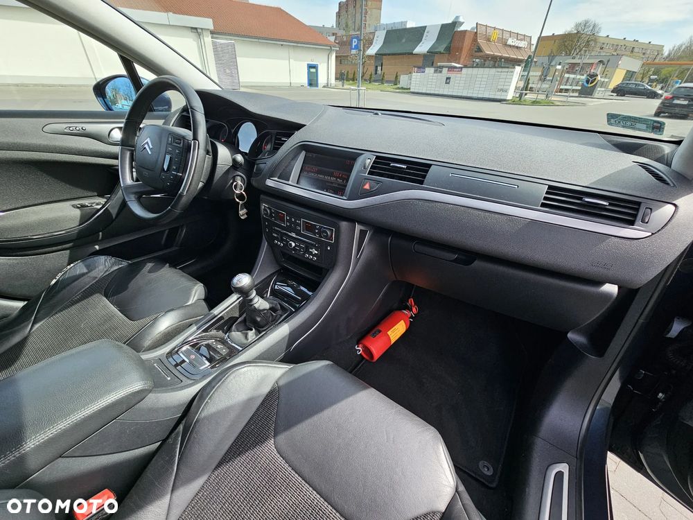 Citroën C5 HDi 135 Exclusive - 24