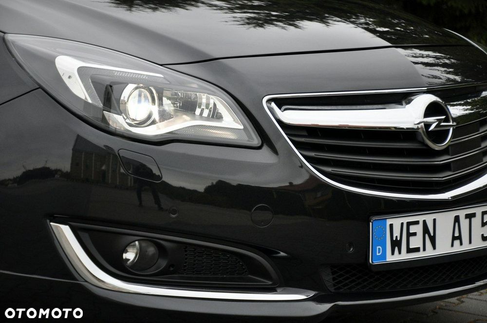 Opel Insignia - 12