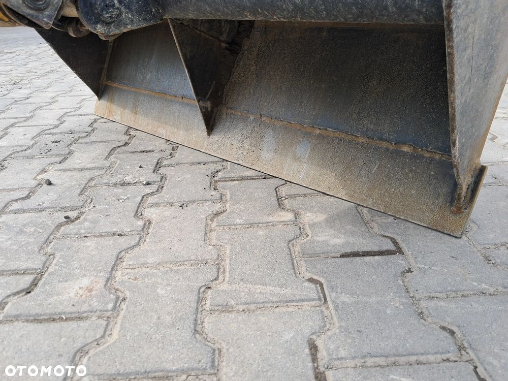 Yanmar SV 26 WAGA 2785kg 2.8t 950mth * 2019 rok * 2 nowe łyżki *skarpówka * lusterka *oświetlenie * długie ramie * szybkozłącze * silnik Yanmar 24KM minikoparka kubota KX30-4 u27 cat 302.7 jcb 8030 jazda szybka/wolna sprawna bez dpf 2,5 t 3 t - 20