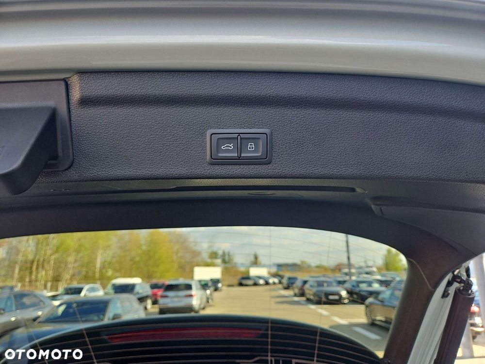 Audi Q3 Sportback 35 TFSI mHEV S tronic - 12