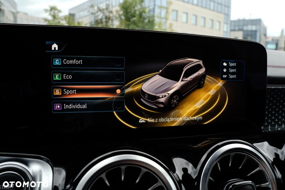 Mercedes-Benz EQB 300 66.5kWh 4-Matic AMG - 32