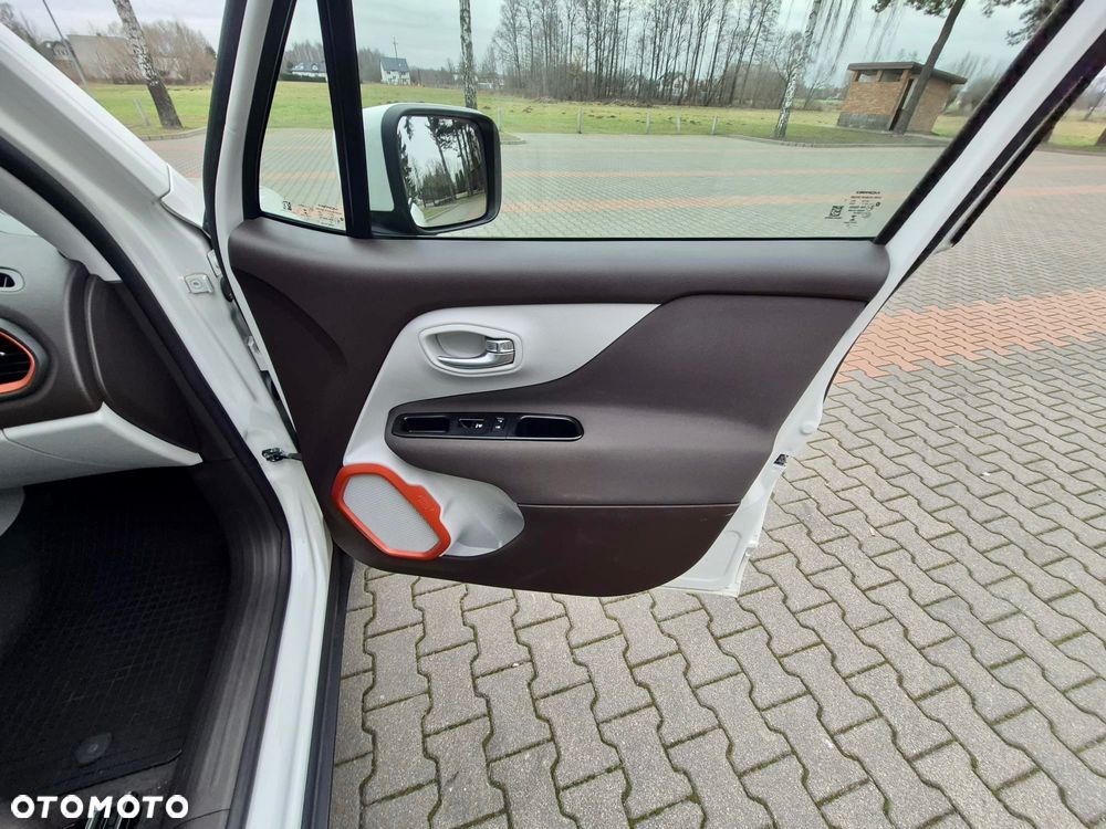 Jeep Renegade 1.4 MultiAir Longitude FWD S&S - 23