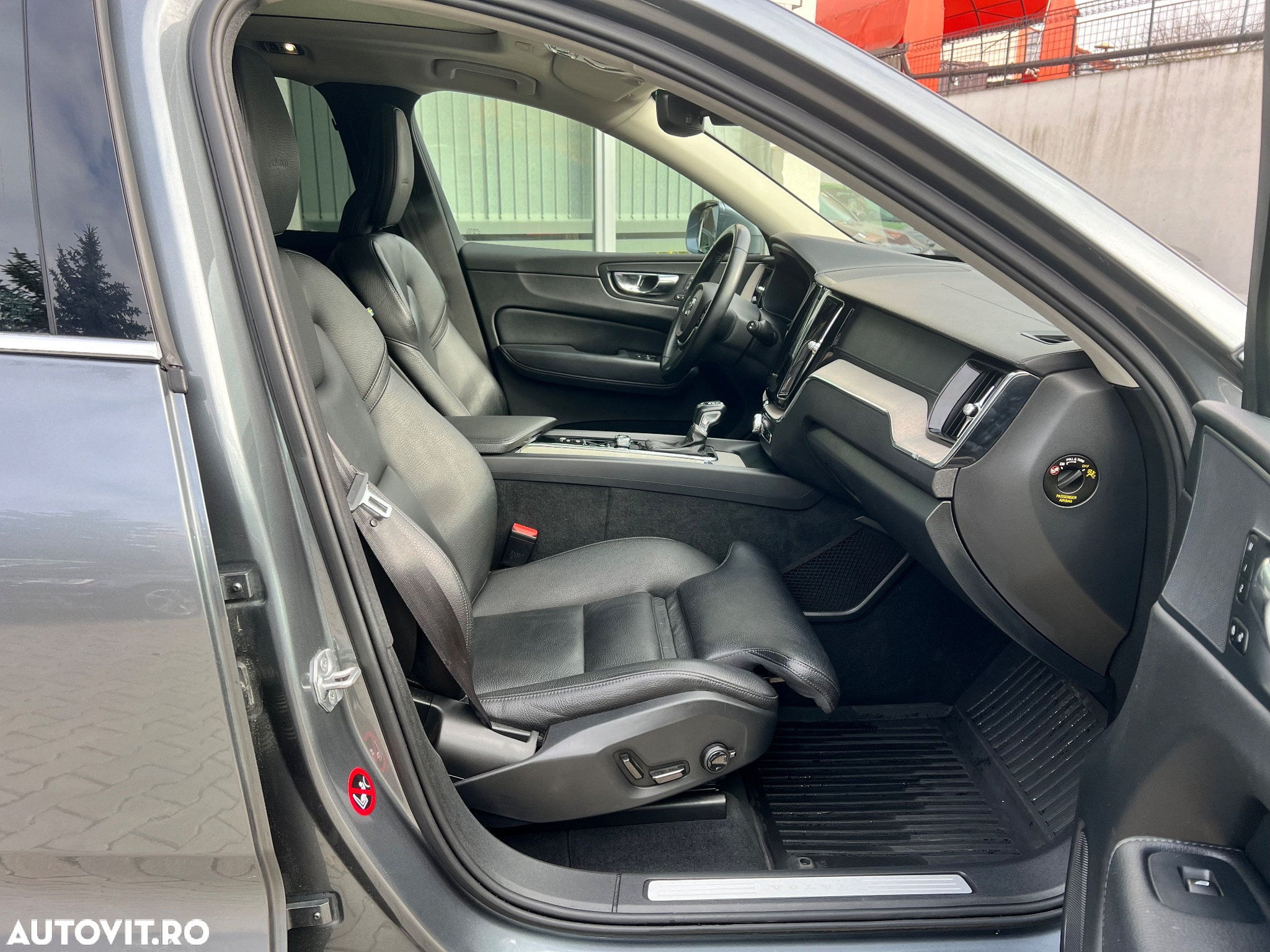 Volvo XC 60 D5 AWD Geartronic Inscription - 15
