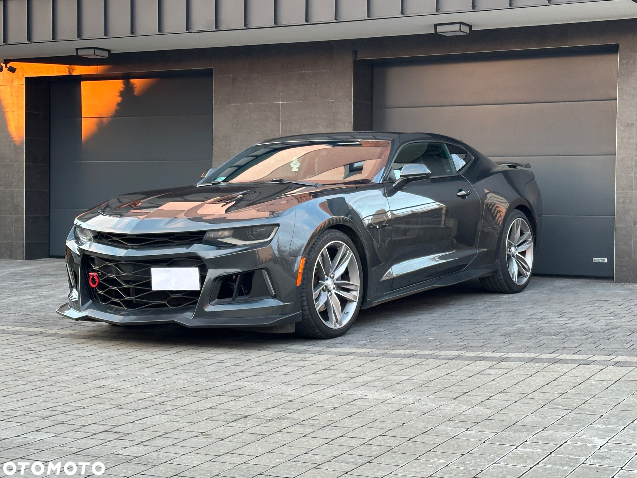 Chevrolet Camaro - 2