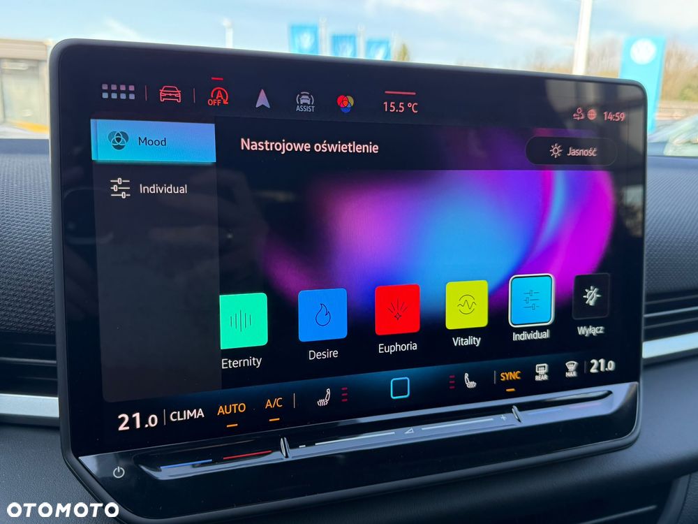 Volkswagen T-Roc 1.5 TSI R-Line DSG - 23