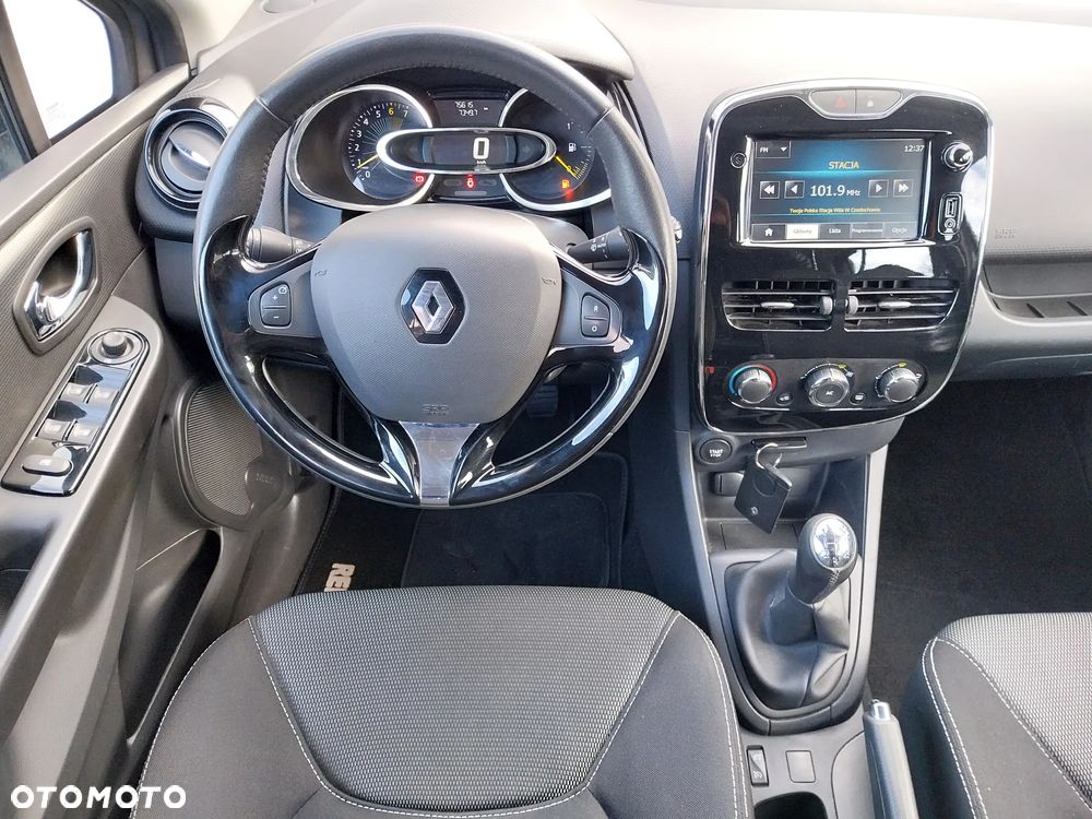 Renault Clio 1.2 16V 75 Business - 19