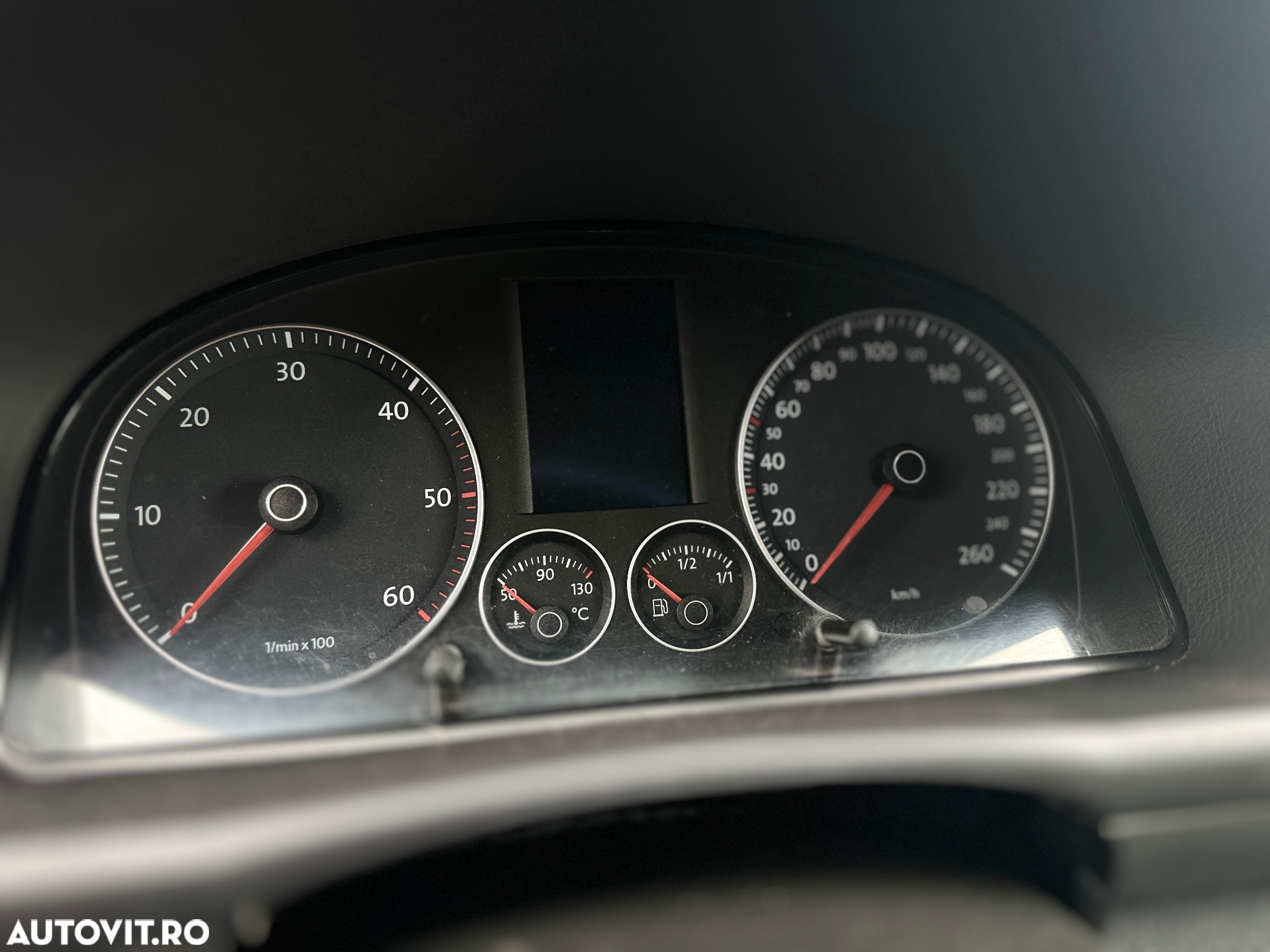 Volkswagen Touran 2.0 TDI Trendline - 13