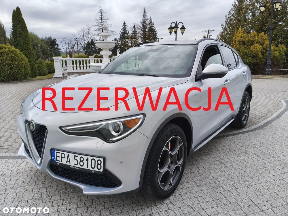 Alfa Romeo Stelvio 2.0 Turbo 16V AT8-Q4 Ti - 1