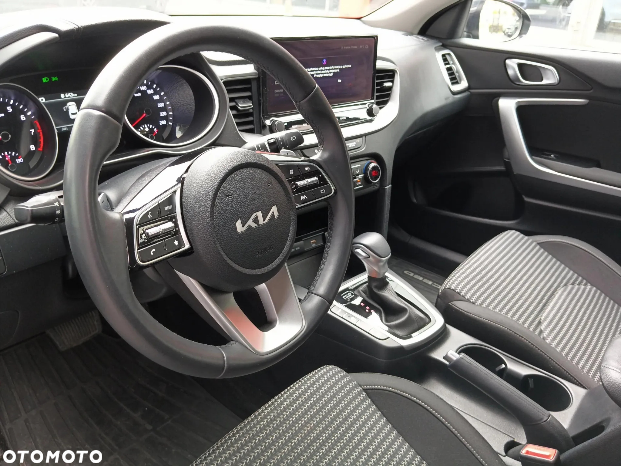 Kia XCeed 1.5 T-GDI M DCT - 12