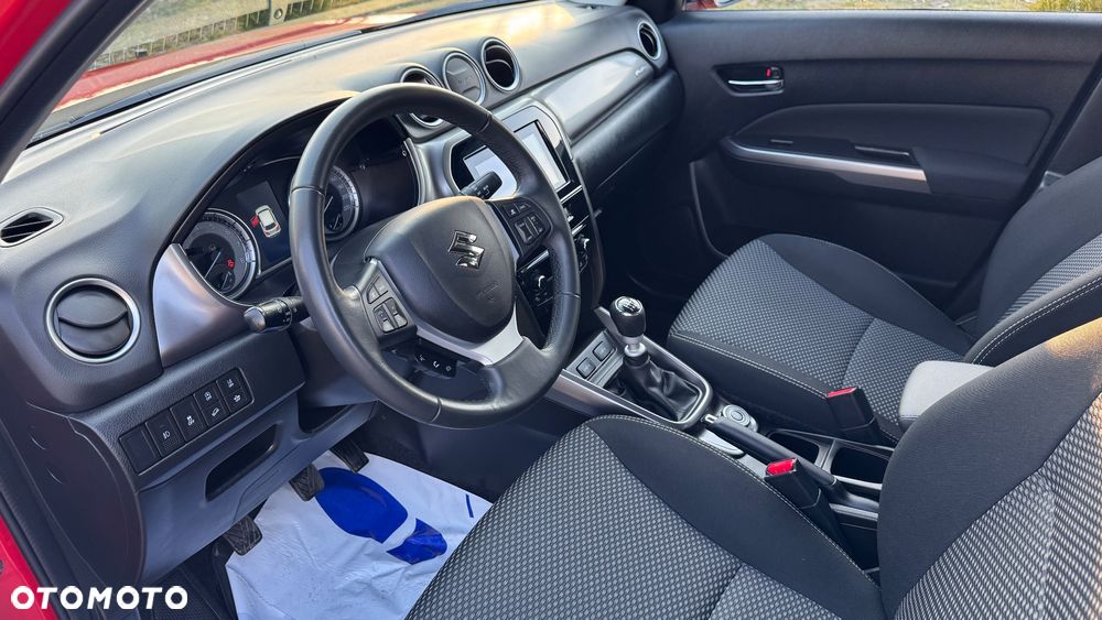 Suzuki Vitara 1.4 Boosterjet Hybrid Allgrip Comfort+ "SHINKAI" - 35