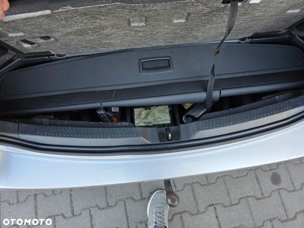Toyota Verso 1.8 Multidrive Edition - 19
