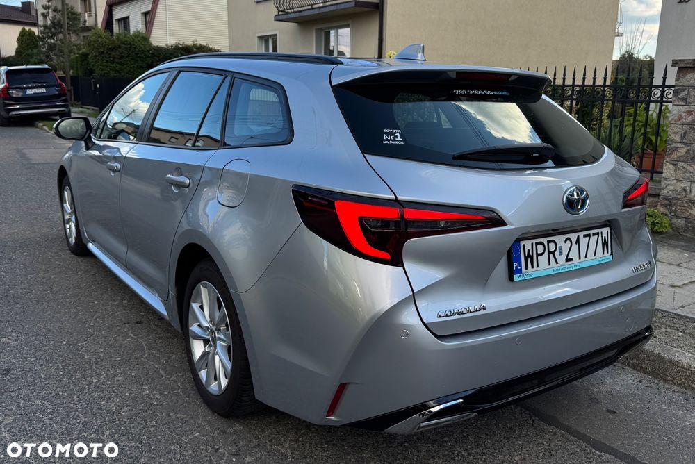 Toyota Corolla 1.8 Hybrid Comfort - 3