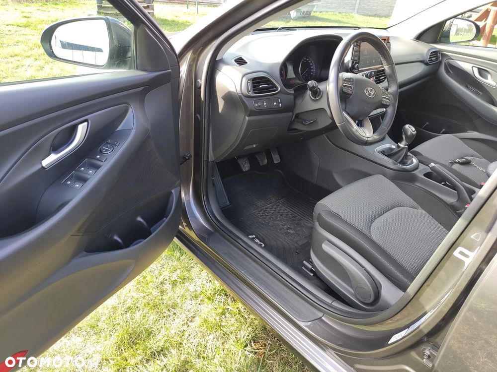 Hyundai i30 1.0 T-GDI Classic + - 9