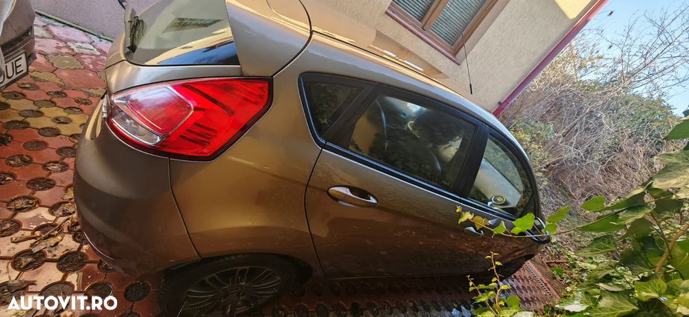 Ford Fiesta - 6