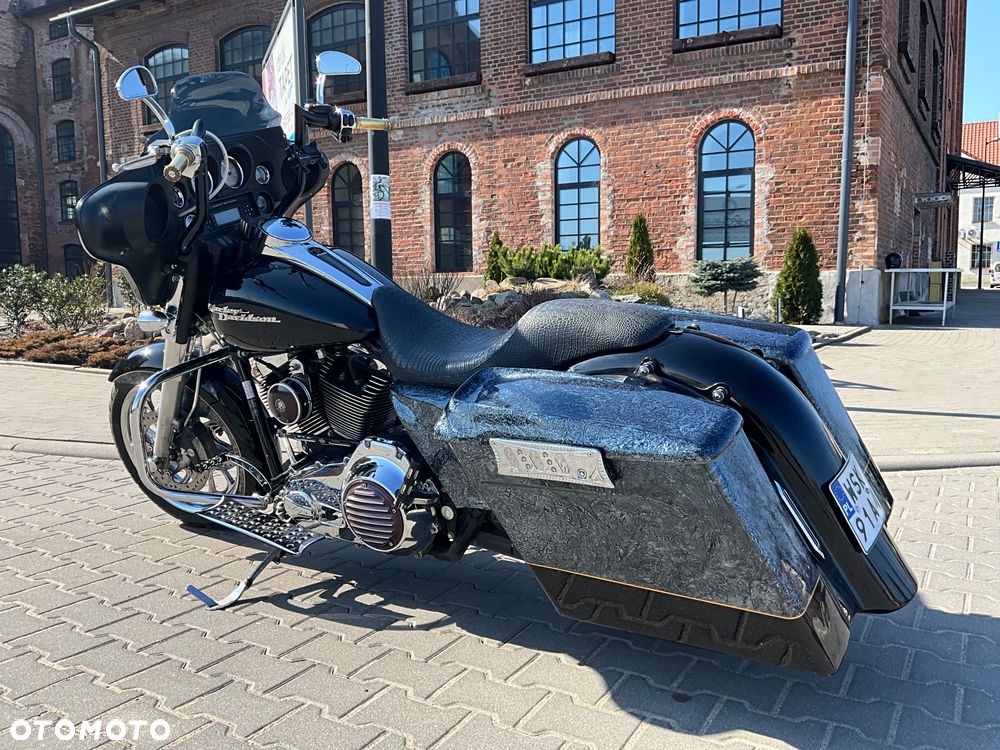 Harley-Davidson Touring Street Glide - 1