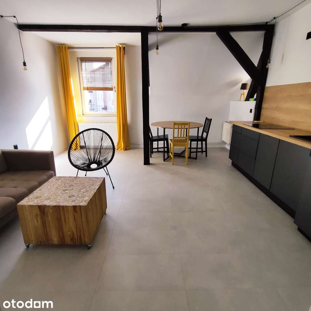 2-pokojowe mieszkanie + miejsce postojowe + ogródek w Centrum