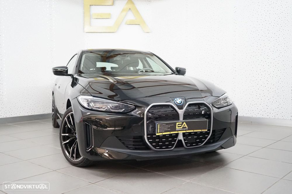BMW i4 eDrive40 Desportiva M - 1