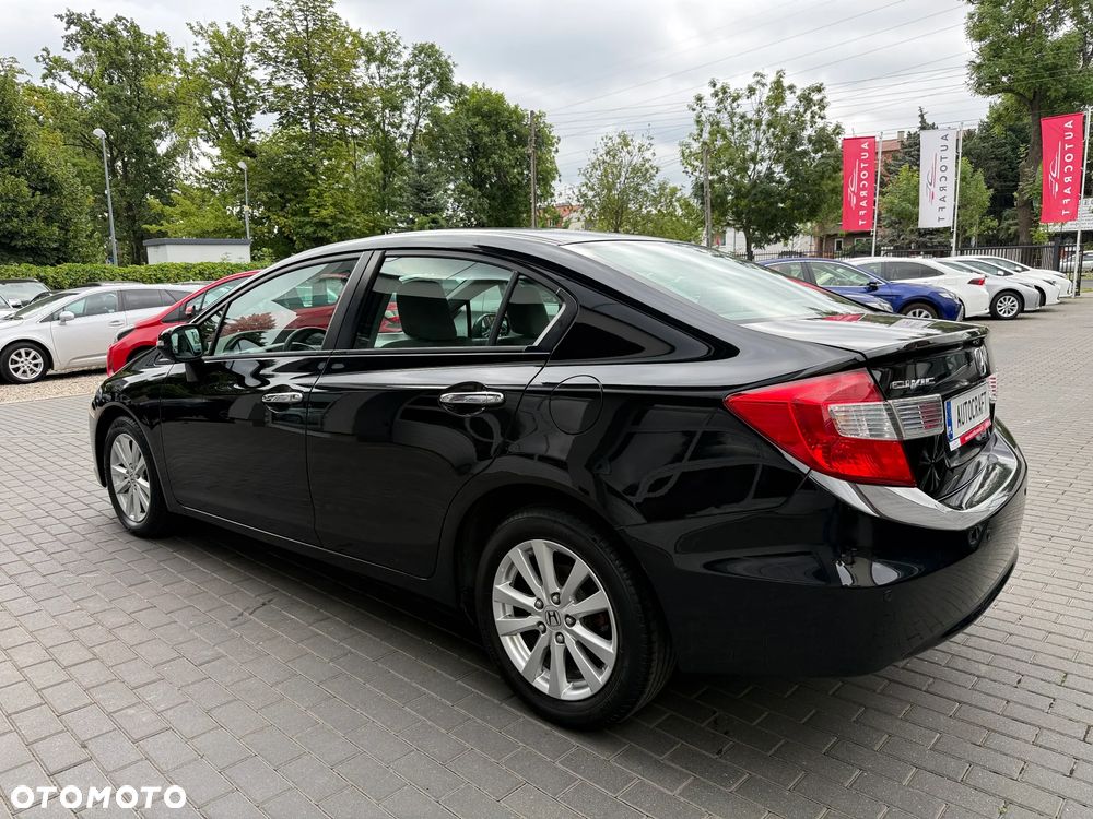 Honda Civic ver-1-8-executive - 21