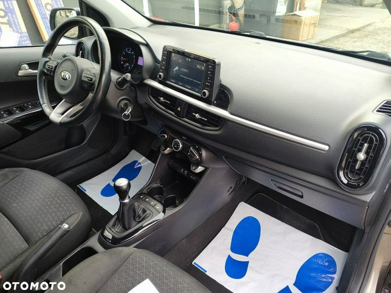 Kia Picanto - 12